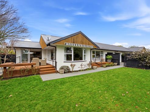 14B Searells Road, Strowan