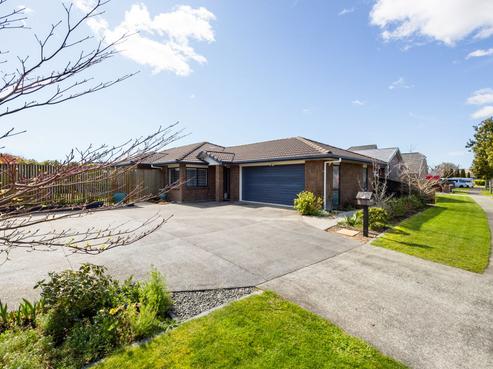 18 Mercury Court, Rototuna North