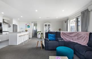 5 Dumas Place, Rosehill