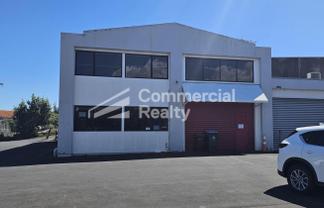 Warehouse, Showroom & Office In Central Penrose