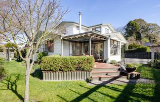 8 Tanner Street, Havelock North