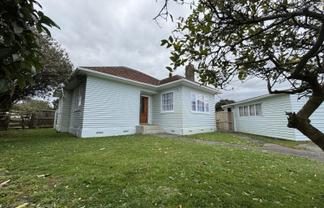 8 Mansford Street, West End