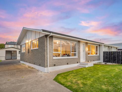 2/27 Burdale Street, Riccarton