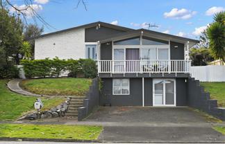 15 Garden Heights Avenue, Glenview