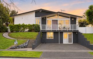 15 Garden Heights Avenue, Glenview