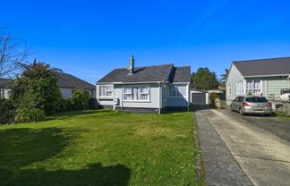 18 Clinkard Avenue, Glenholme