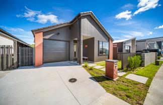 105 John Main Drive, Ramarama