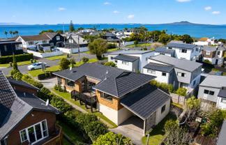1/34 Gulf View Road, Murrays Bay