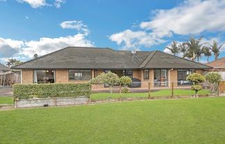 25 Castlehill Court, Wattle Downs