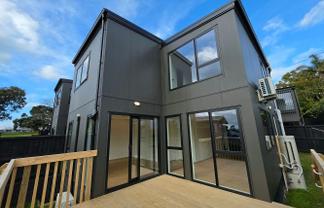 18F Sunnyhill Crescent, Sunnyhills