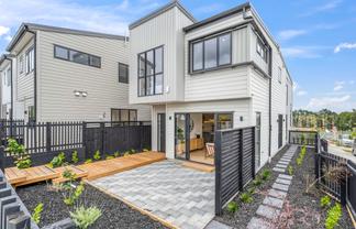 24 Toetoe Street, Westgate