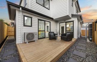 Auckland - Address withheld