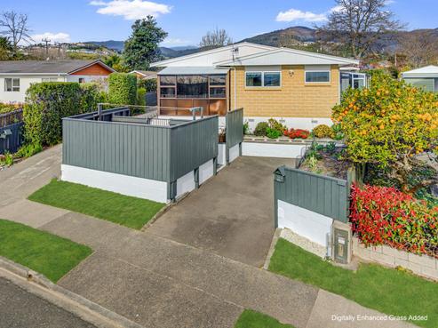 24A Cobham Crescent, Stoke