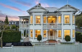 2 Symonds Street, Onehunga