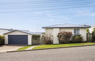 21 Rue Benoit, Akaroa