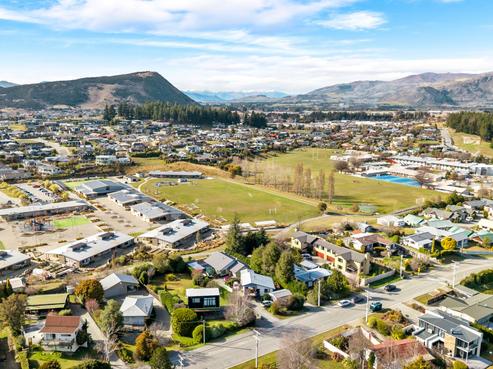 25 Totara Terrace, Wanaka