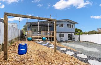 3A Warwick Place, RAUMANGA