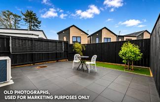 48 Paretaiuru Crescent, Papakura