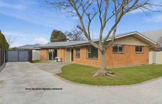 76 Avonhead Road, Avonhead
