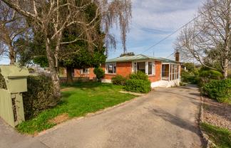 50 Tyne Street, Marchwiel
