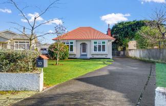 10 Marama Crescent, Palmerston North Central