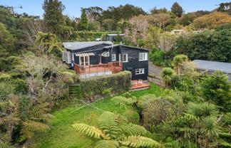36 Hill Road, Belmont