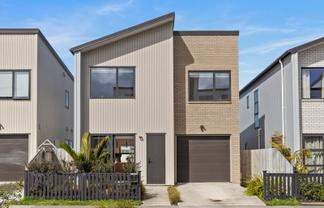 6 Coast Garden Drive, Hobsonville