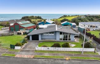 22 Hickey Place, Opunake