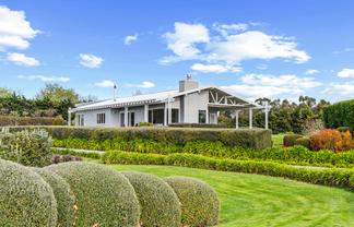 14 Fairway Drive, Martinborough