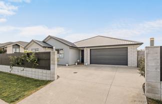 143 Te Okuroa Drive, Papamoa