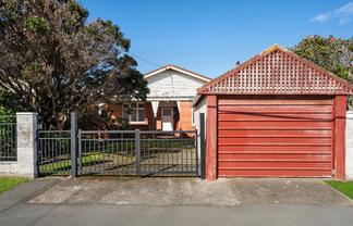 80 Kauri Street, Miramar
