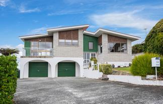 201 Fairway Drive, Kamo