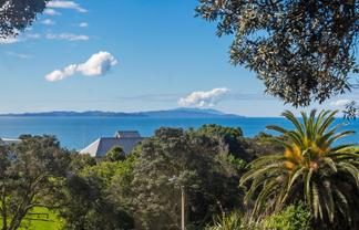 18 Glenelg Road, Red Beach