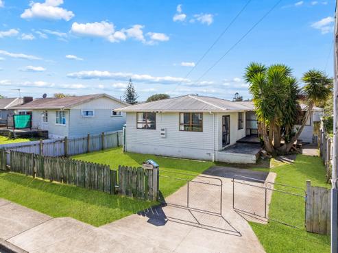 1 Mountbatten Place, Papakura