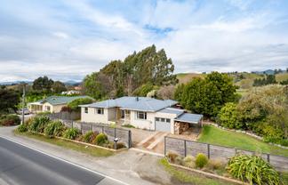 140 Whitby Road, Wakefield