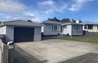 5 Page Street, Stratford