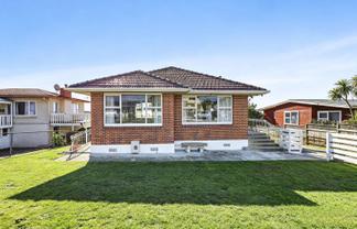 73 Bradbury Road, Botany Downs
