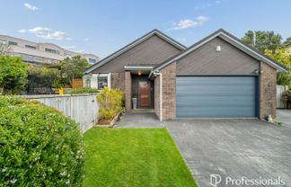 13 Otamarau Grove, Maungaraki
