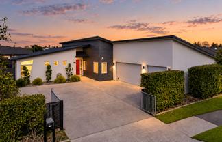 11 Whistler Close, Rototuna North