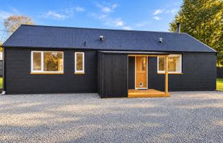 9 Telegraph Road , Darfield