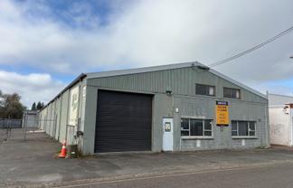 Industrial warehouse/factory for sale or lease