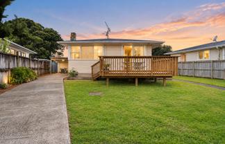 39 Clayton Avenue, Otara