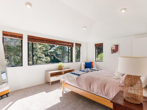 1/12 Herons Way, Northcote