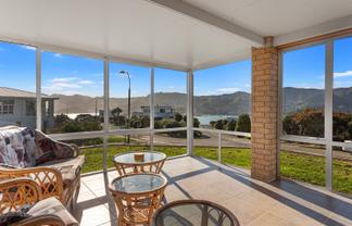 24 Koromiko Crescent, Diamond Harbour