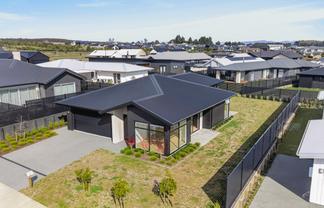 30 Tai Road, Wharewaka