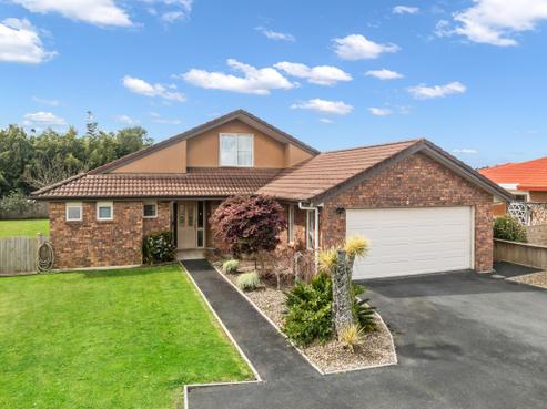 21 Elm Place, Tikipunga