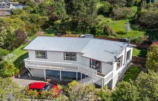 53 Omapere Street, Whitby