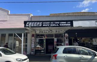 Small 60sqm Riddiford Street Retail