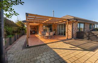 12 Lachlan Place, Marchwiel