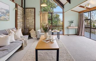 4 Exeter Street, Glenview